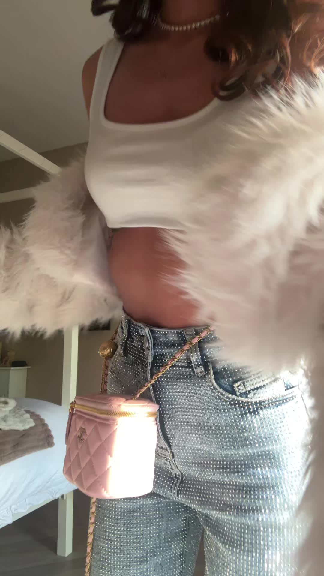 @ℒ𝓊𝓁𝓊 ℳ𝒾𝒸𝒽ℯ𝓁𝓁ℯ🌸