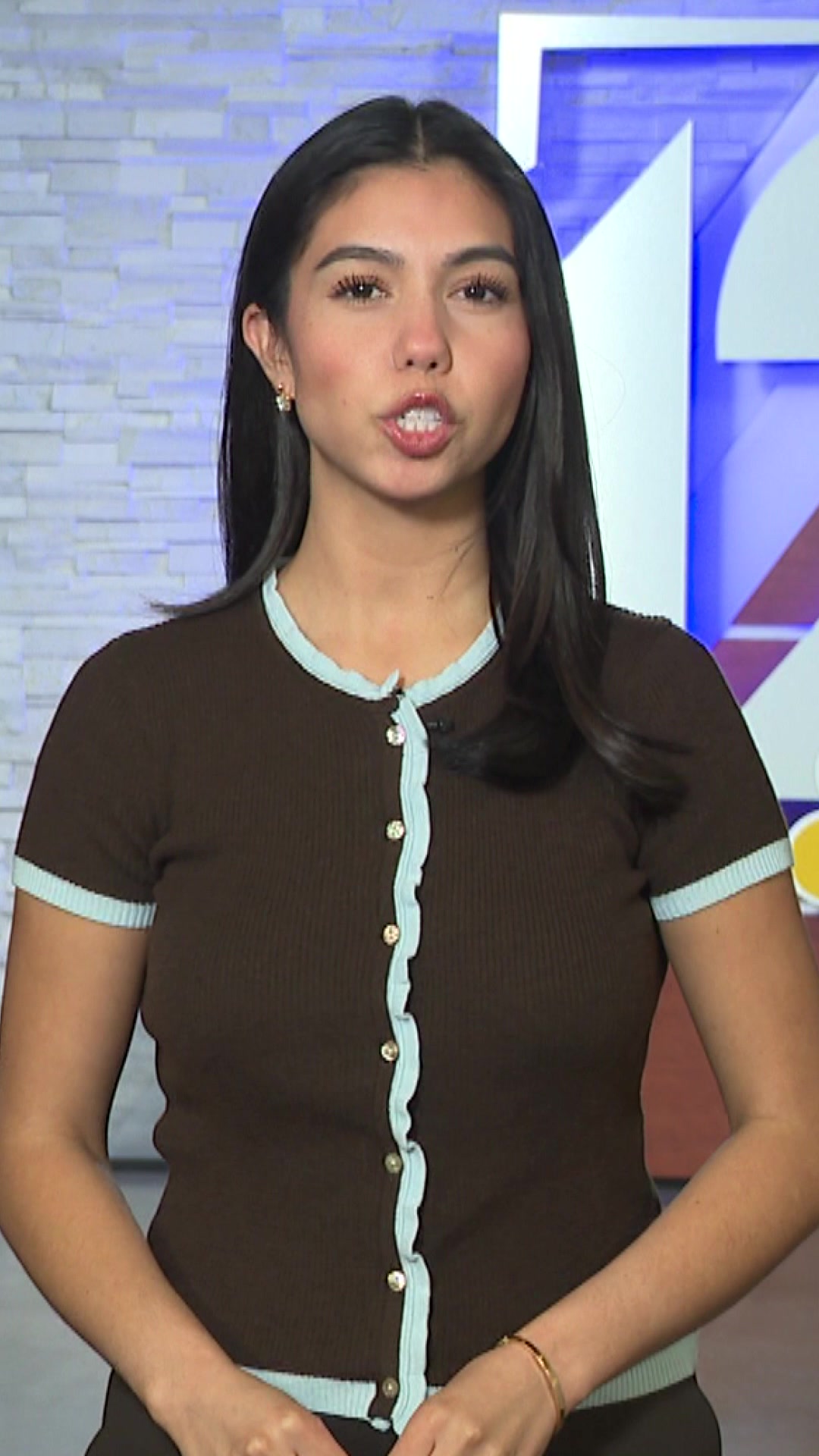 @12newsaz