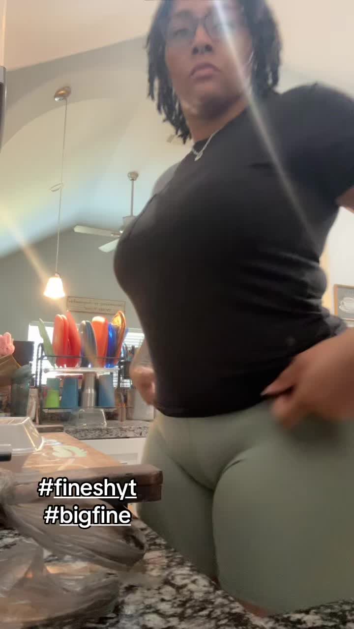 @pretty__younique