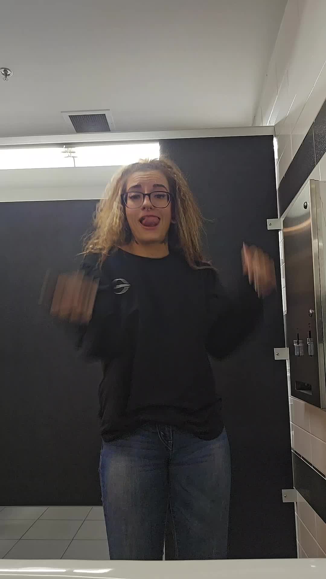 @Smurfymerfy