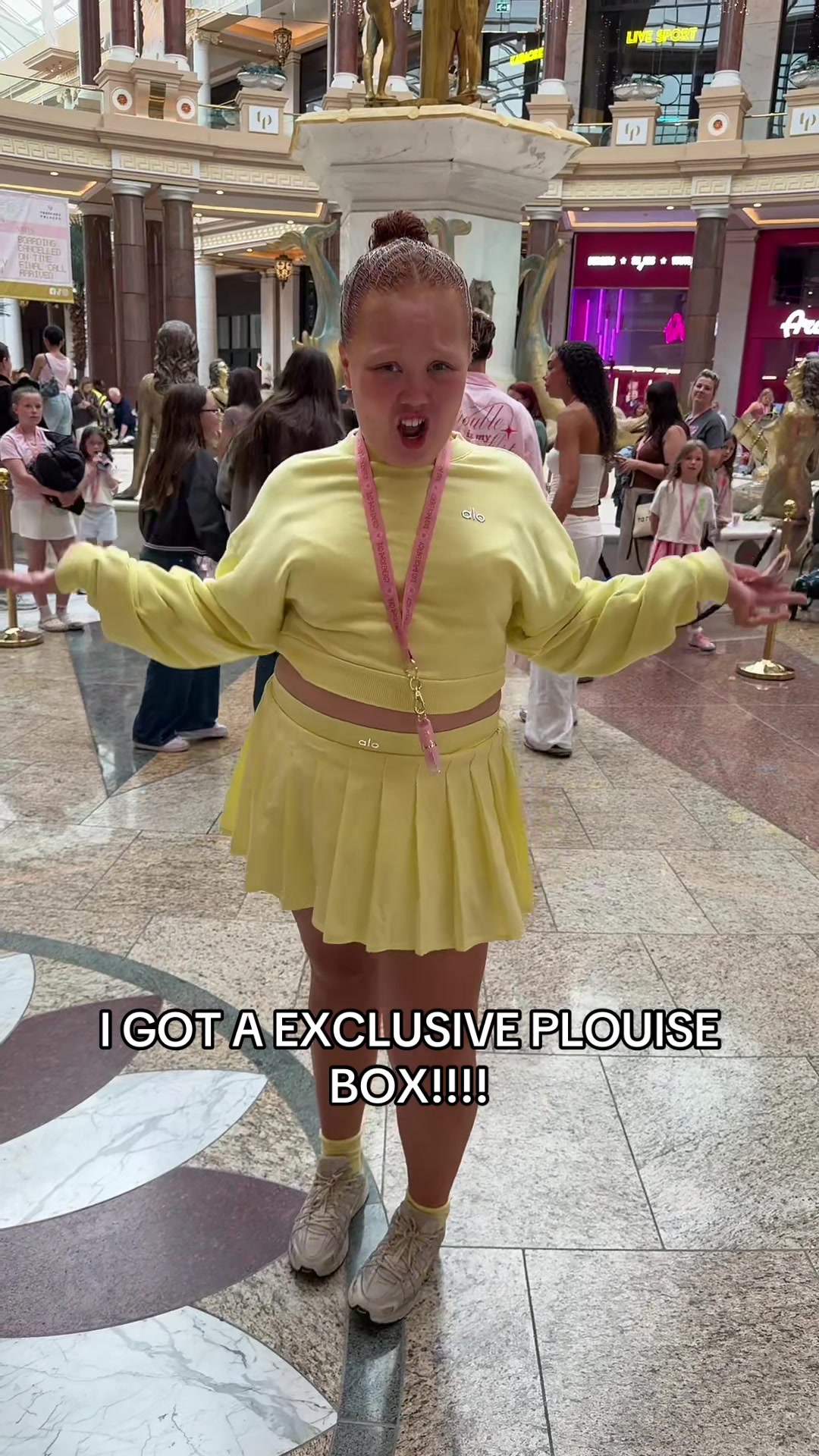 @Laura and Lacey.m.xx