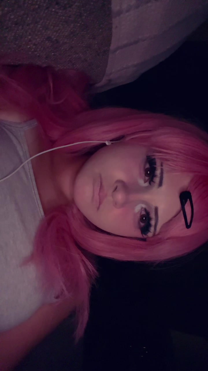 @Meggie 🔪🩸🍭
