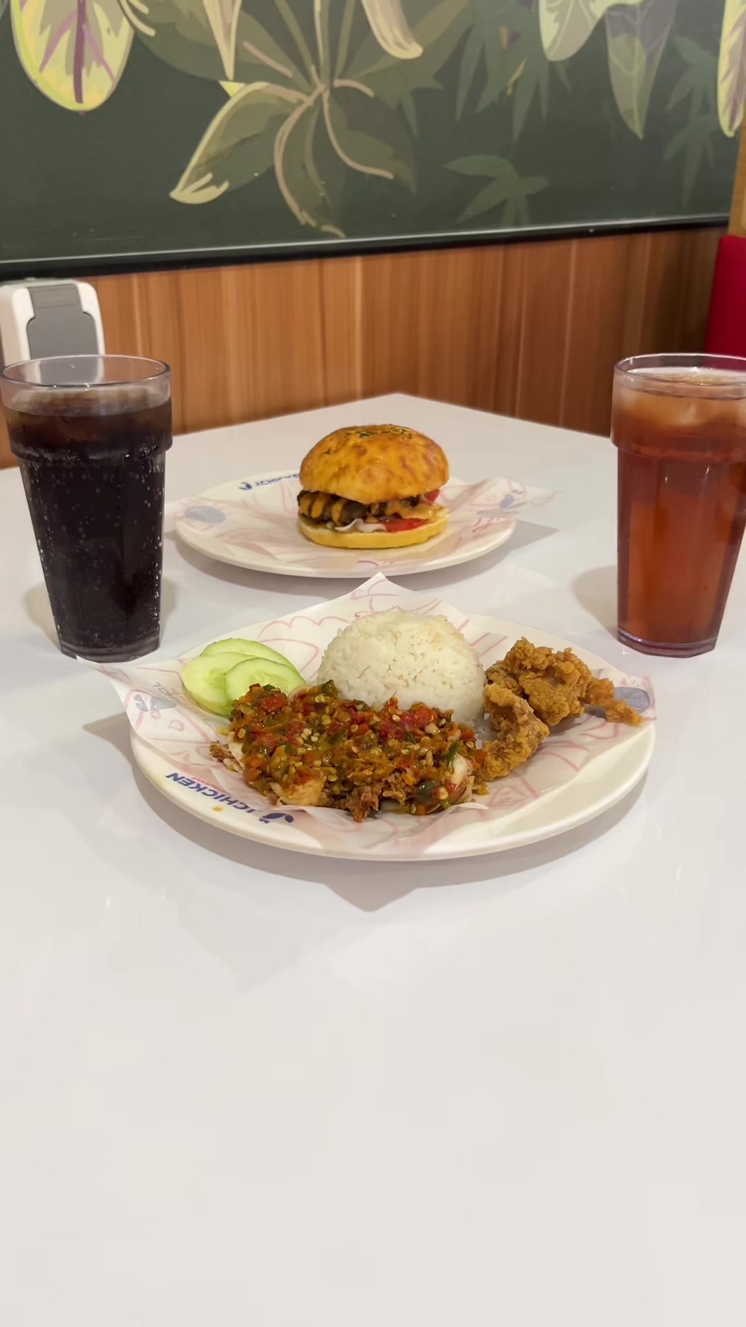 @Juliana | Food Travel with Taj