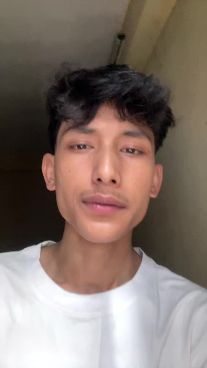 @✮