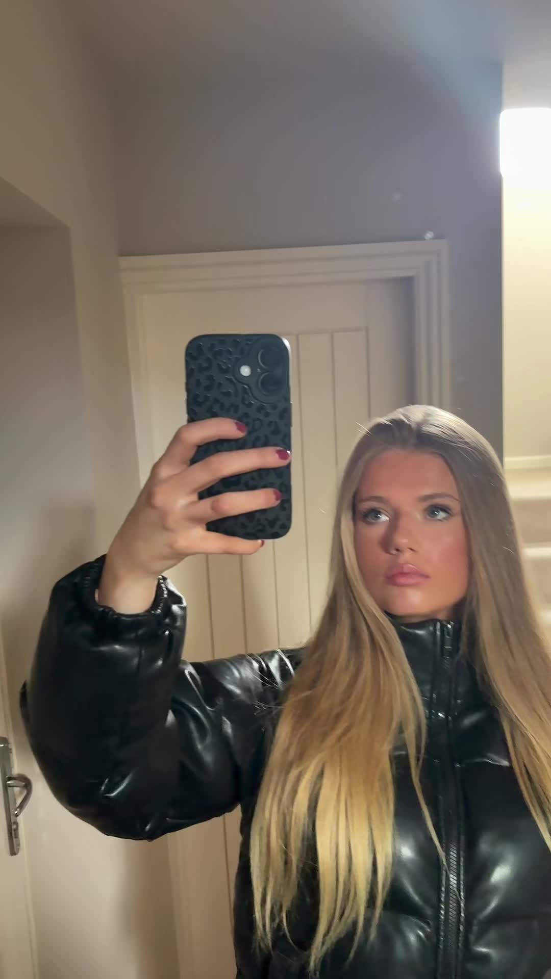 @😈