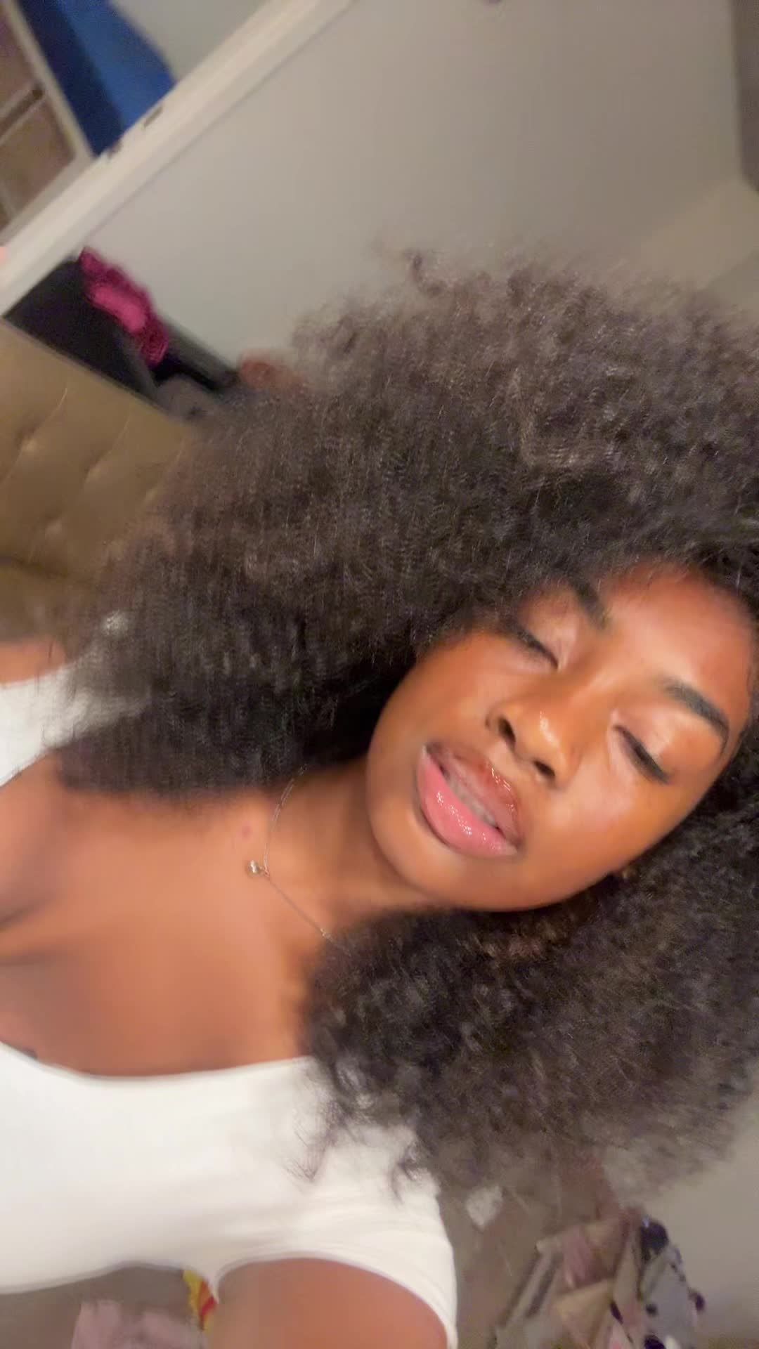 @AliceB
