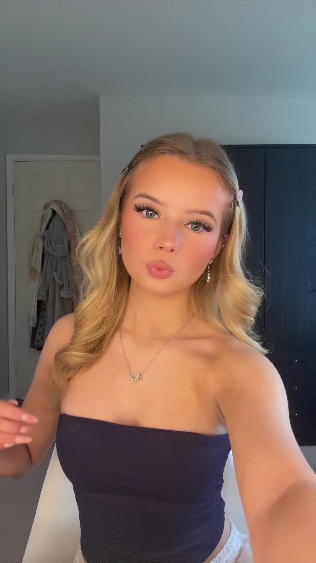 @ellieann