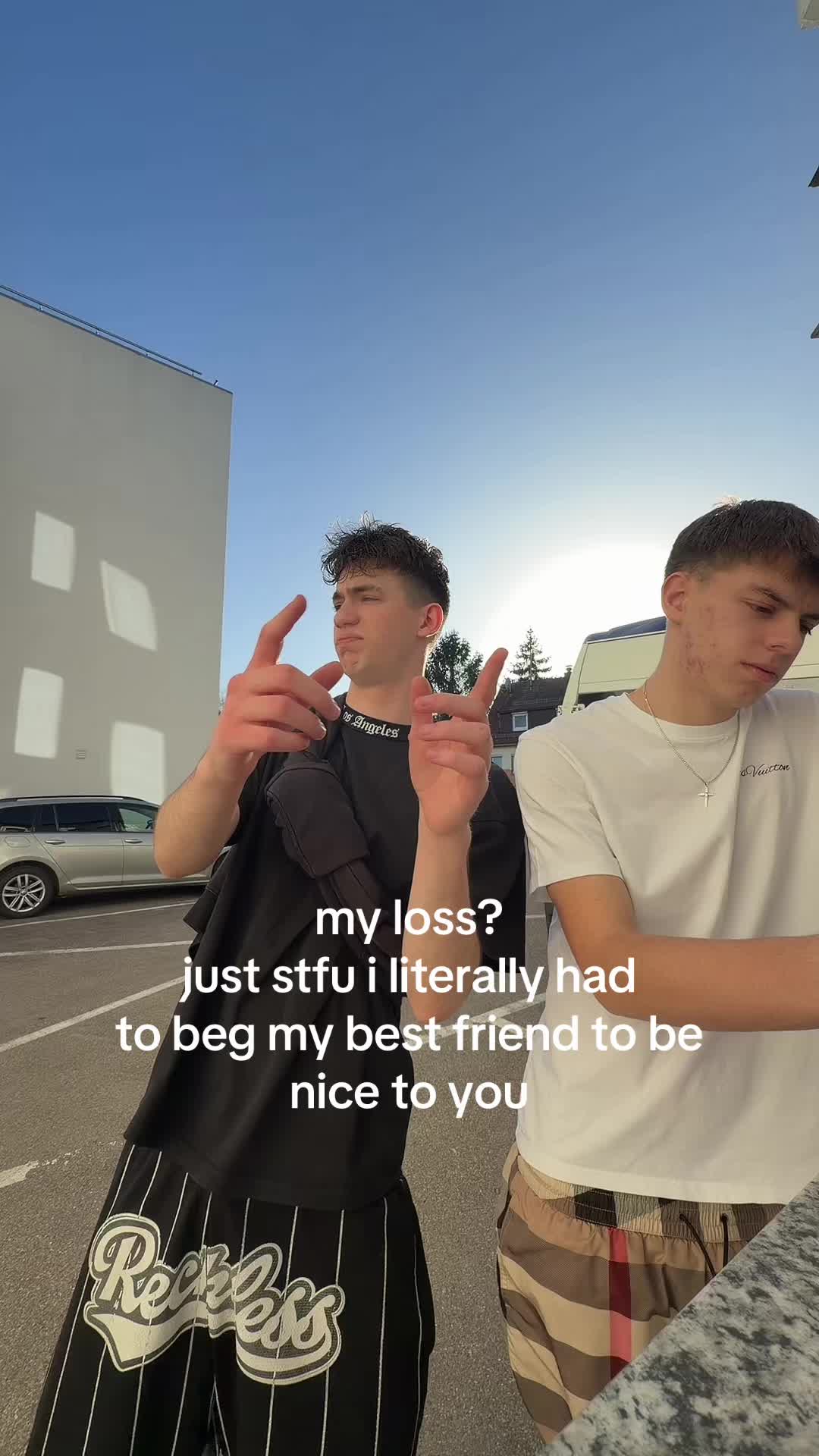 @Fezzoo10