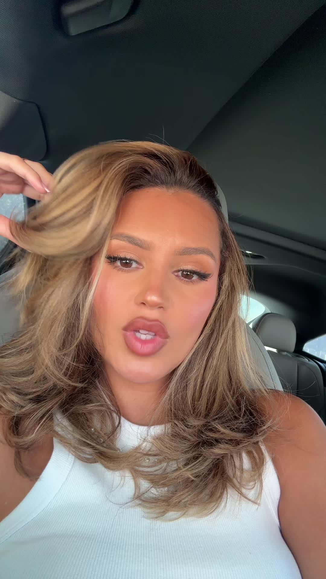 @VAL MERCADO