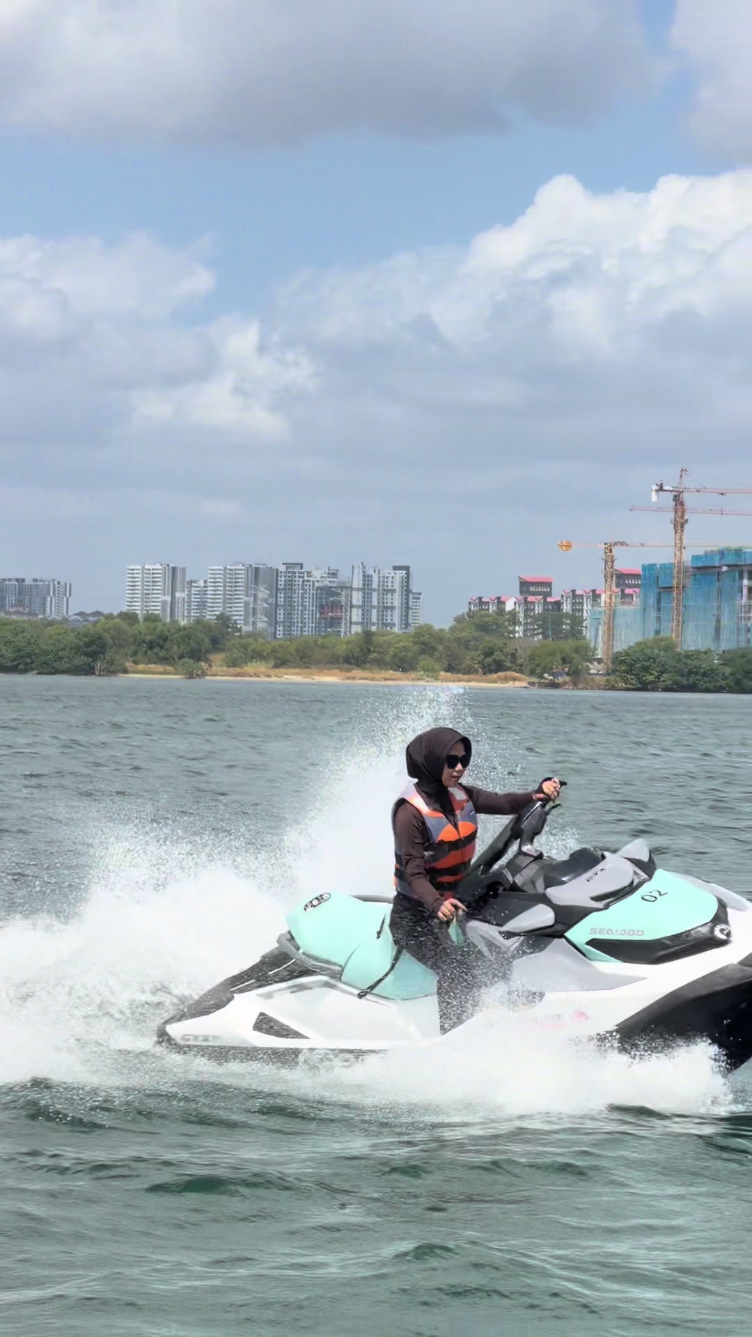 @HAFIZ SEADOO🏄🏻&zwj;♂️