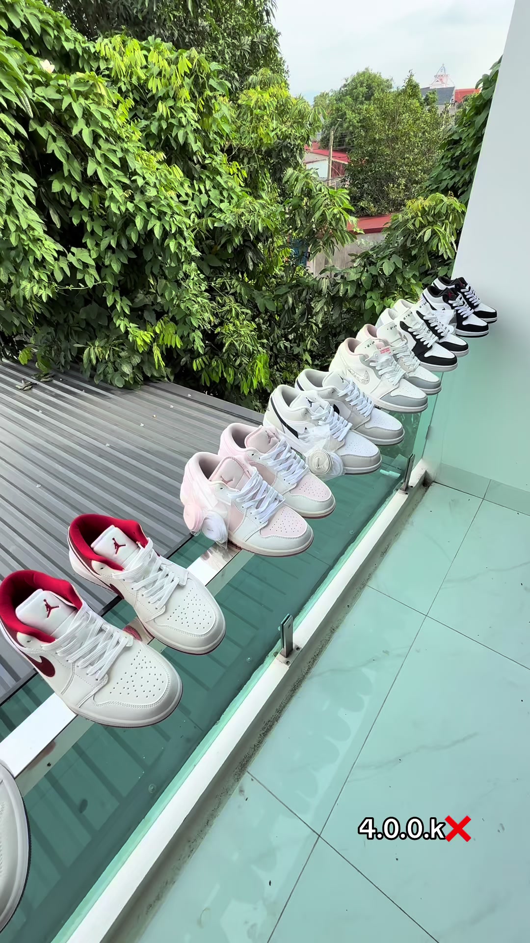 @SneakerLuxury19