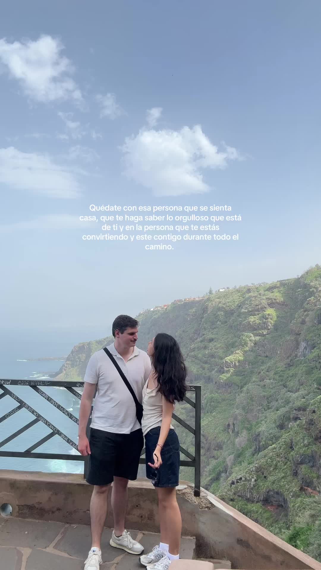 @_lucialosada