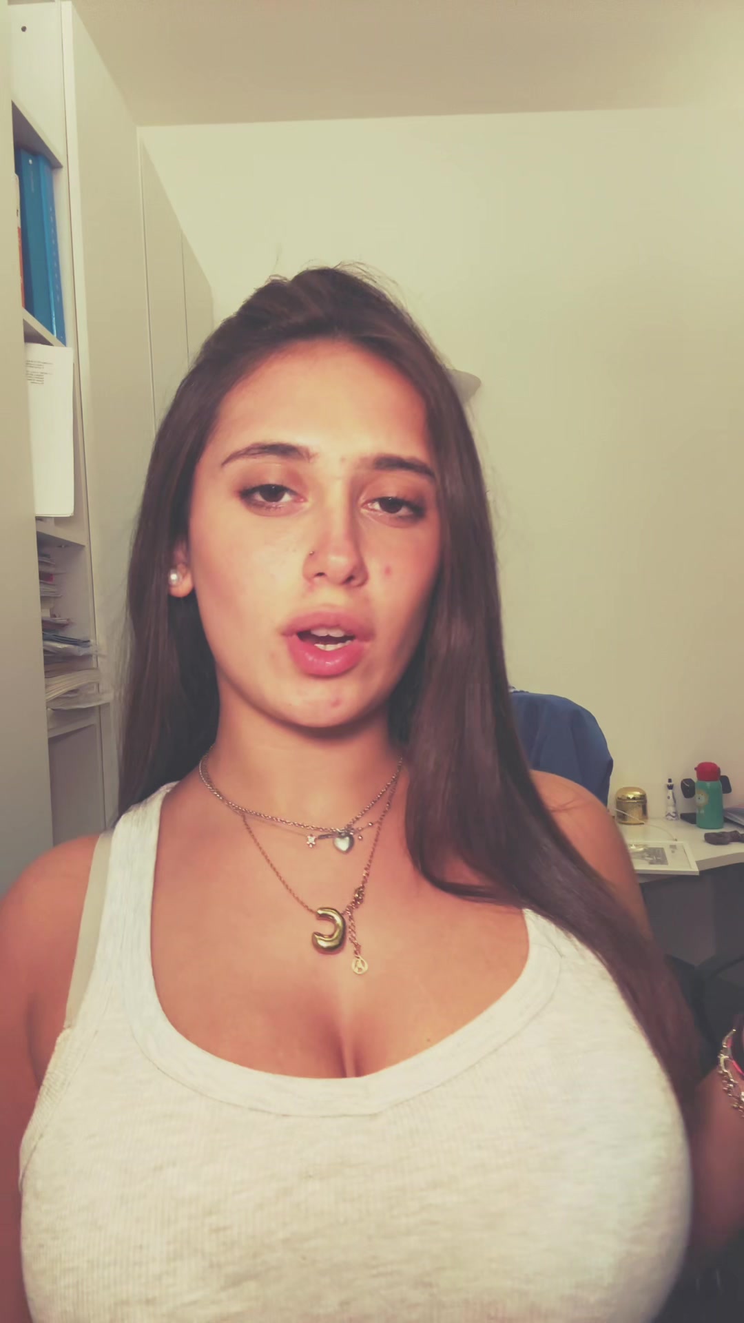 @chloecarnevaletti