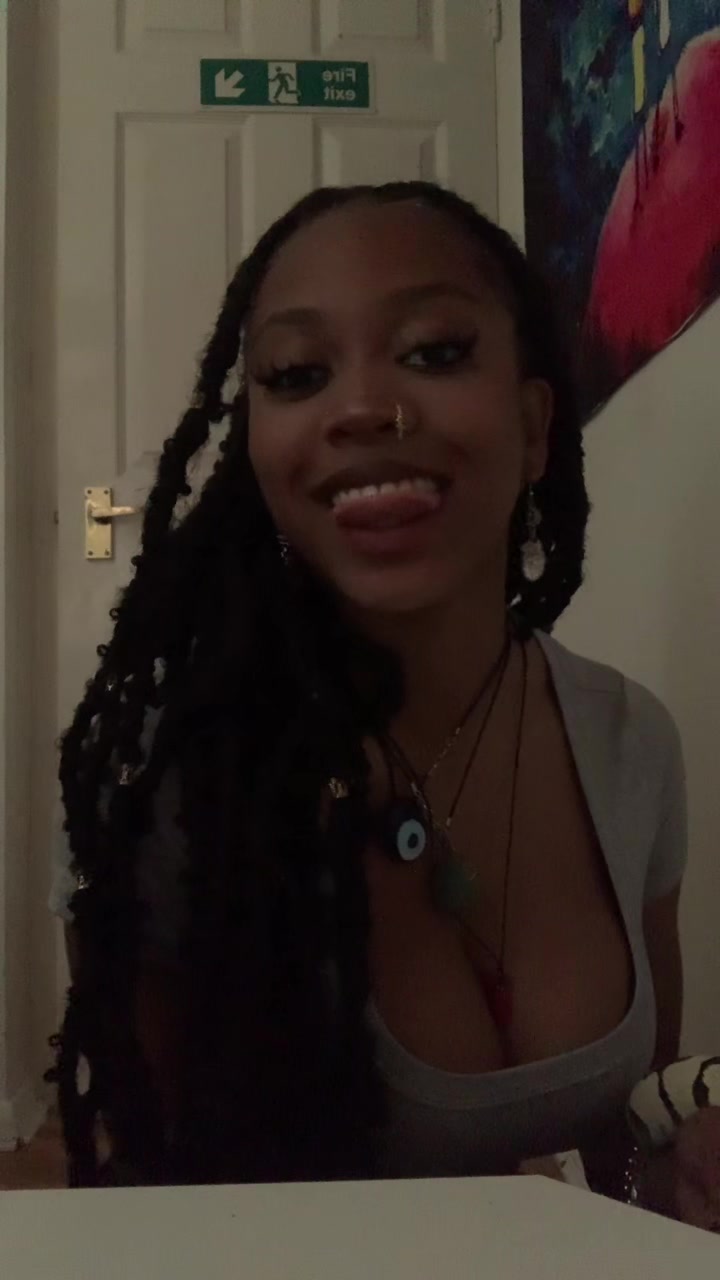@myah.ren