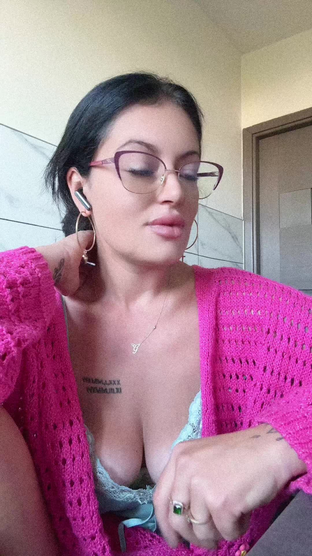@Georgiana Gabriela