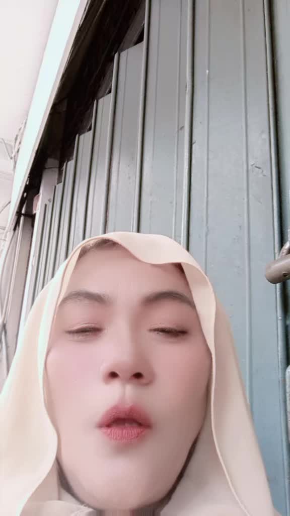 @lia