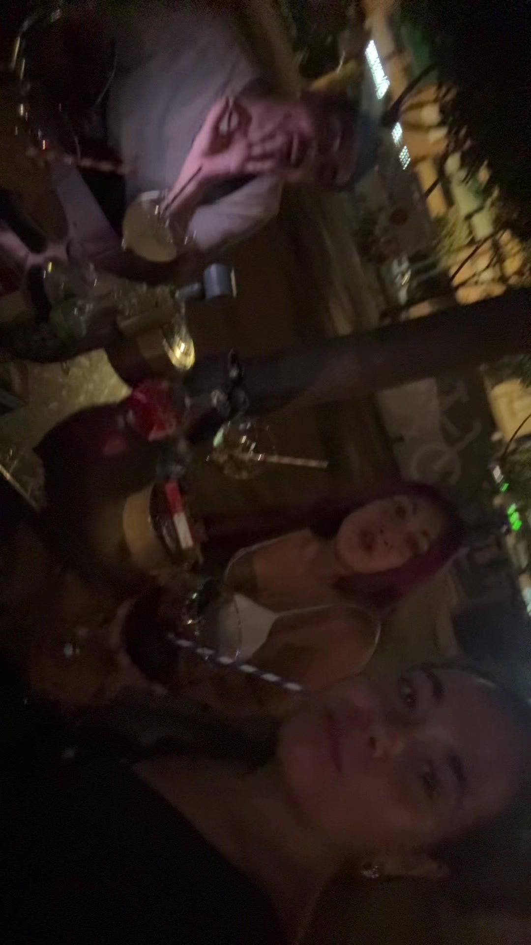 @carlaafelipee
