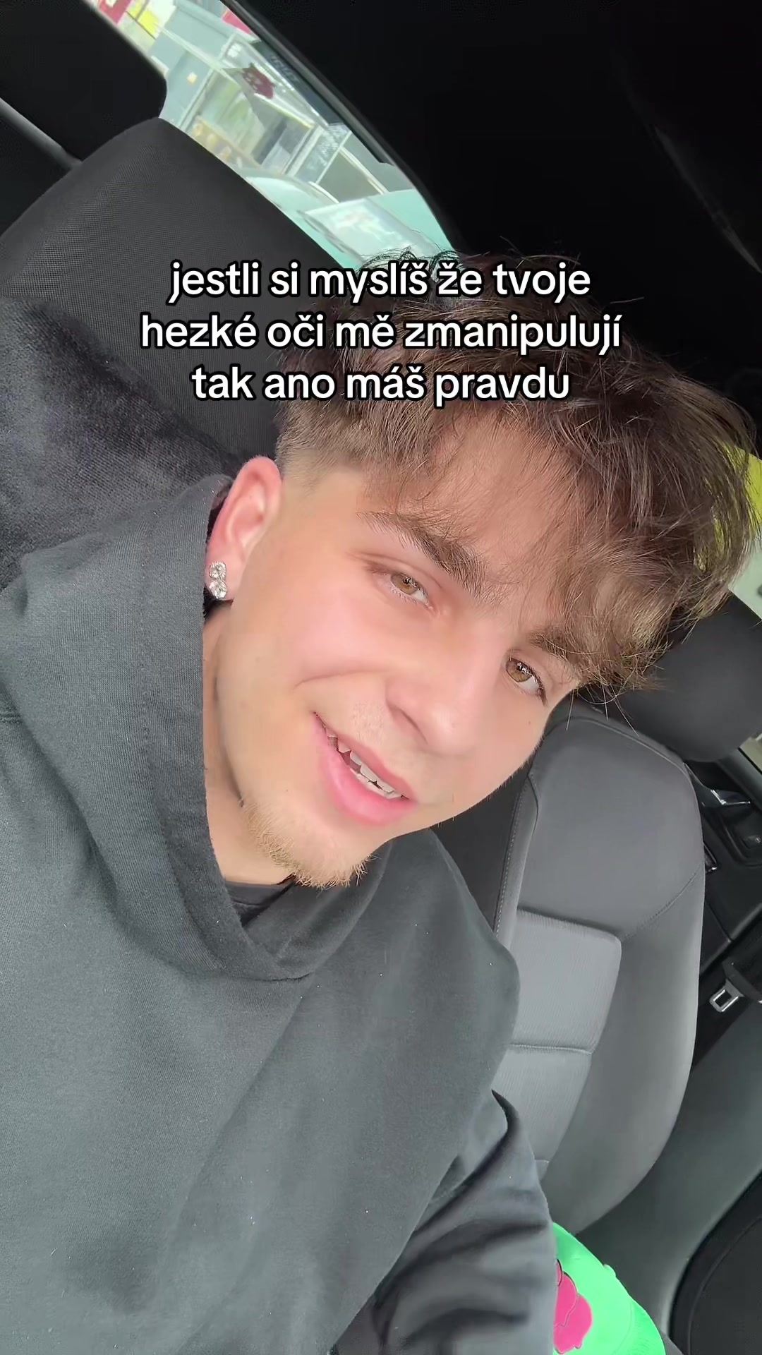 @zbynďa