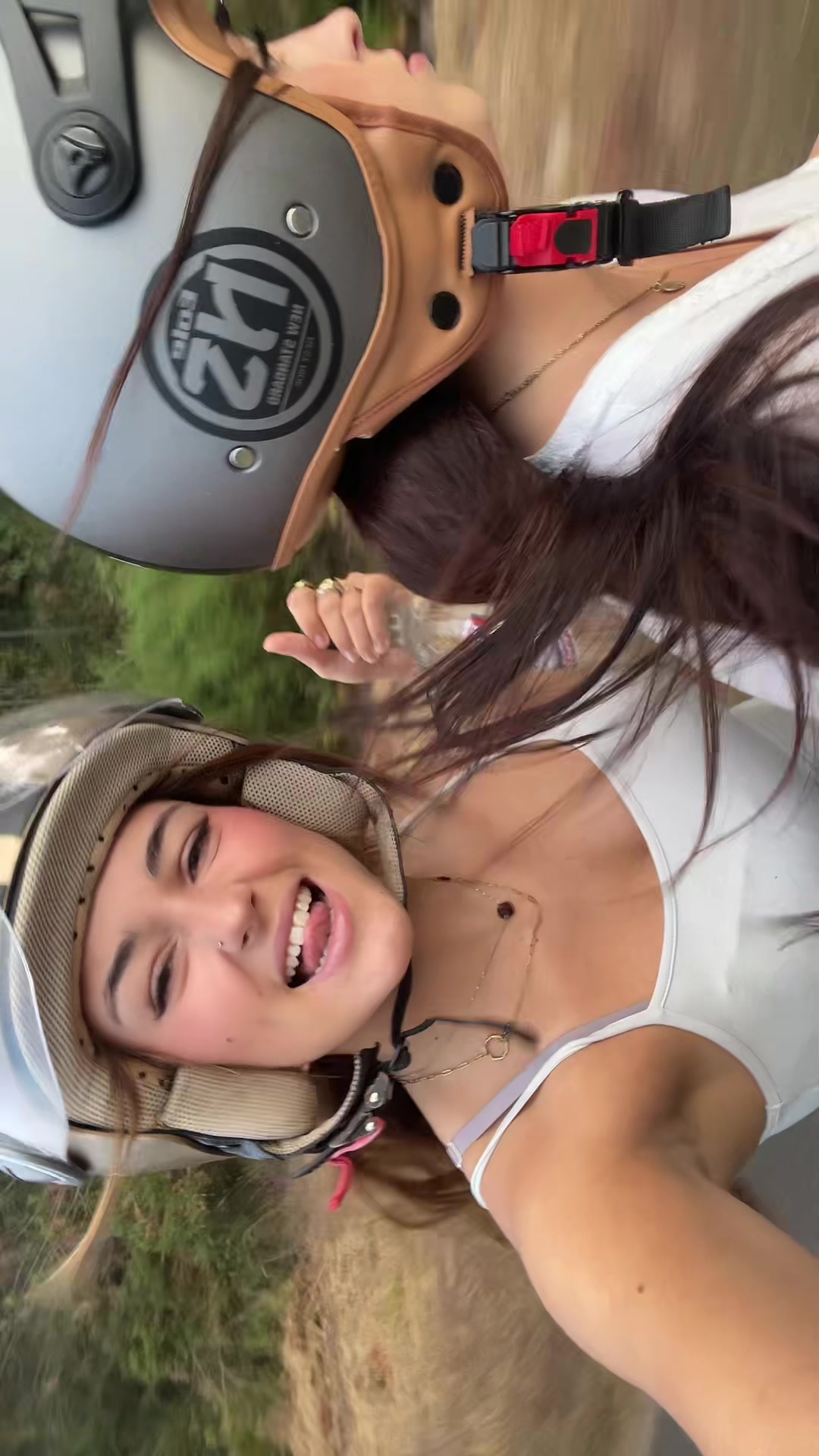 @🐫🐫