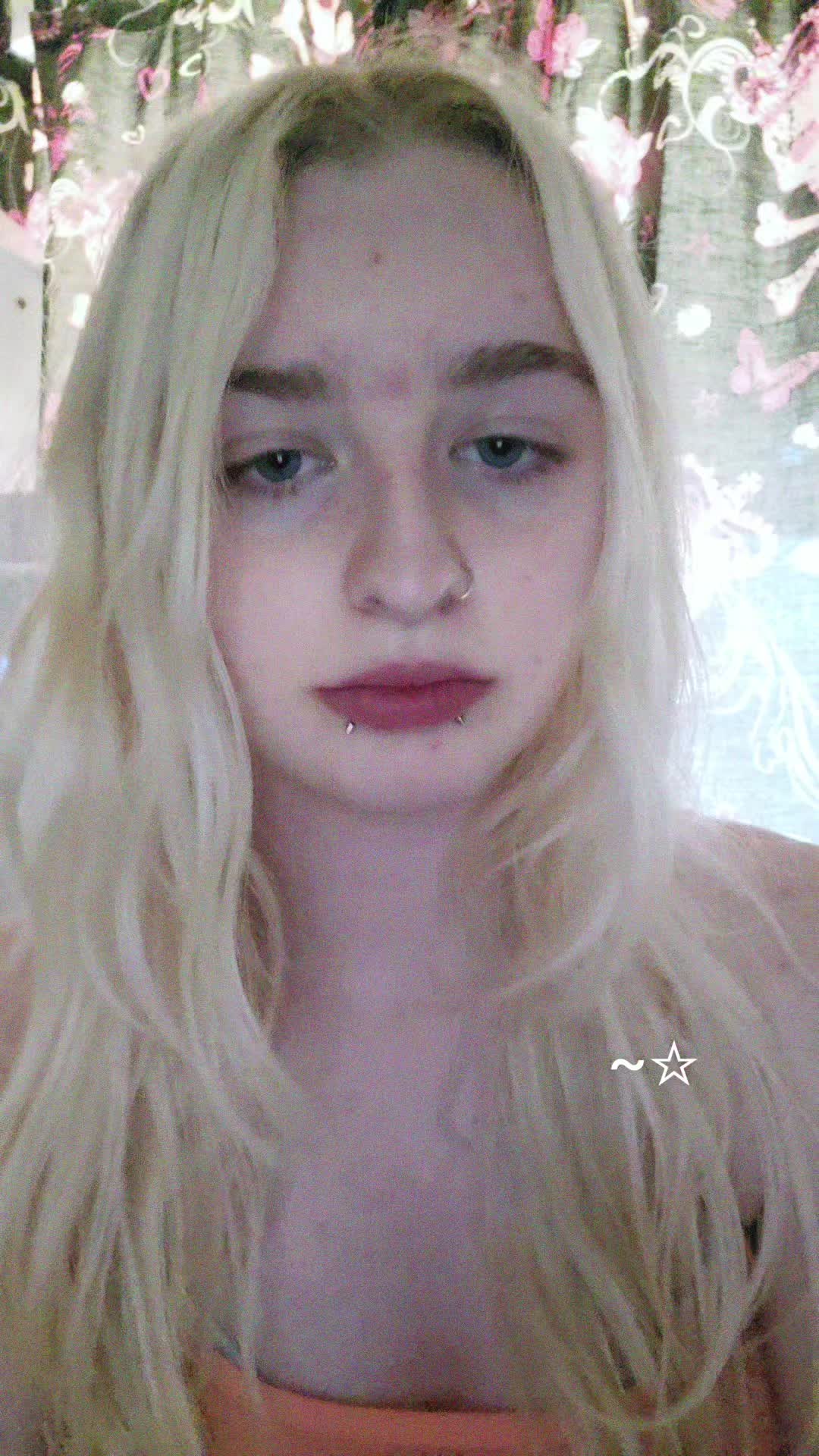 @&bull;&deg;roxy&bull;&deg; SAW XLOV