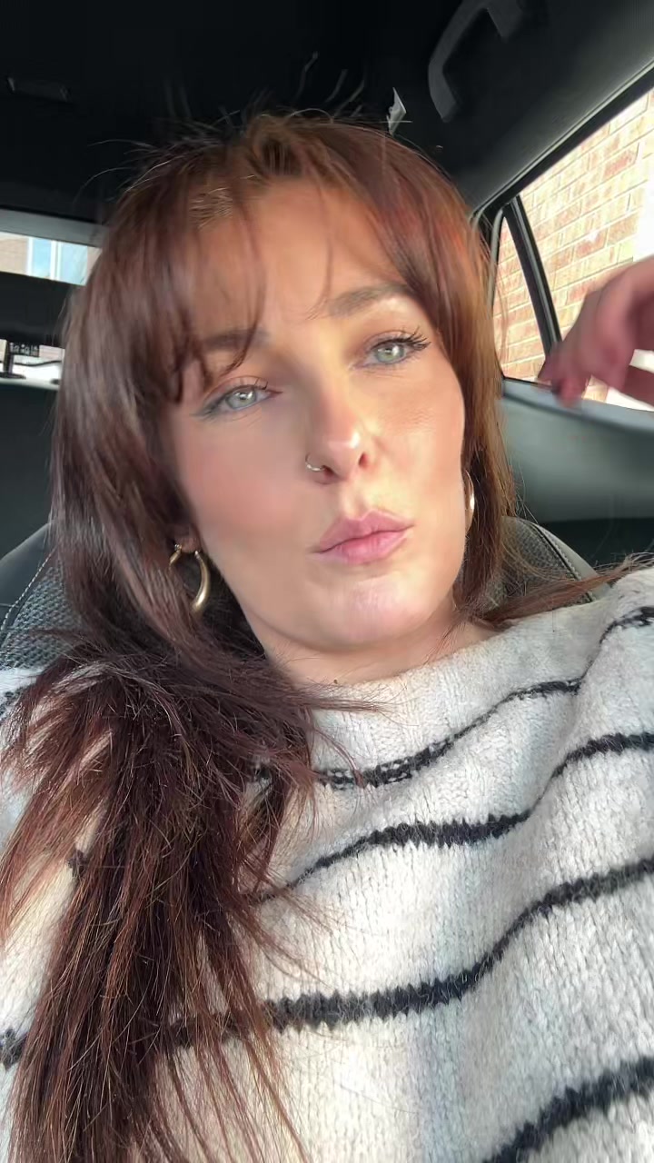 @Danielle🦋
