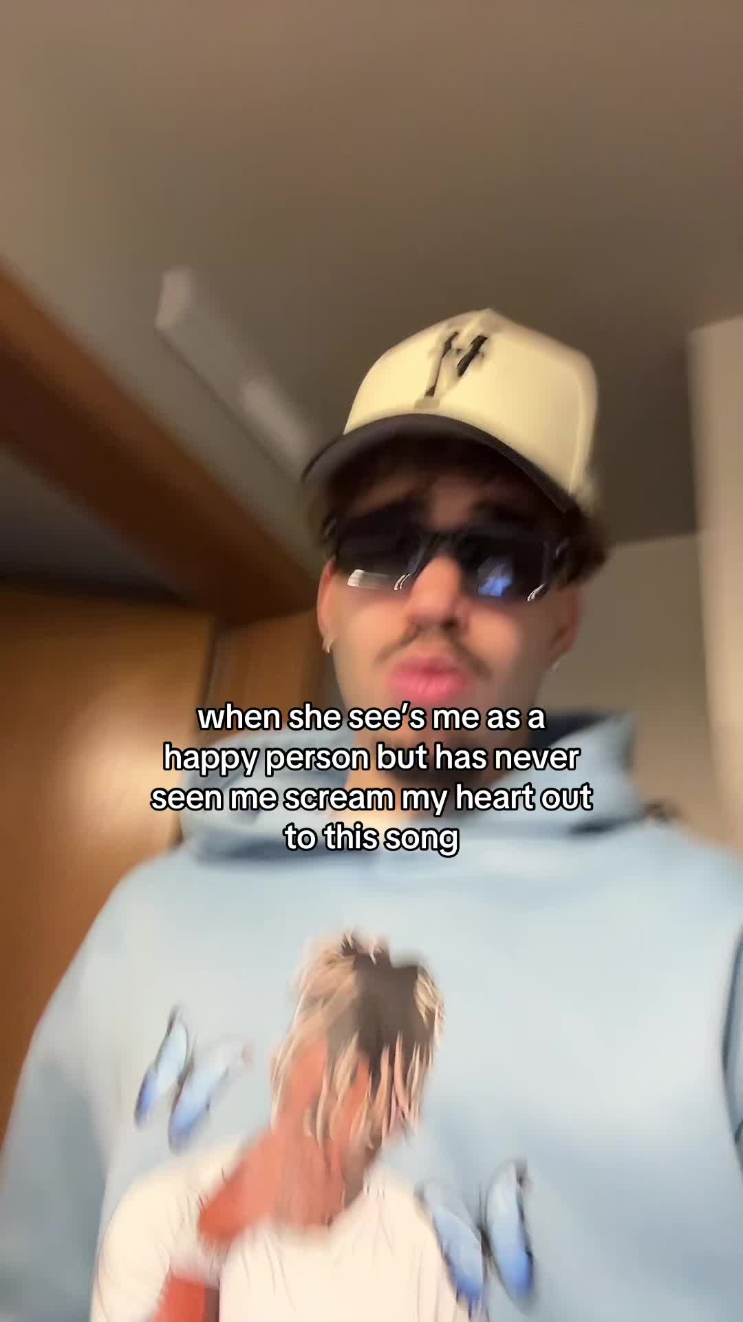 @ant🫯