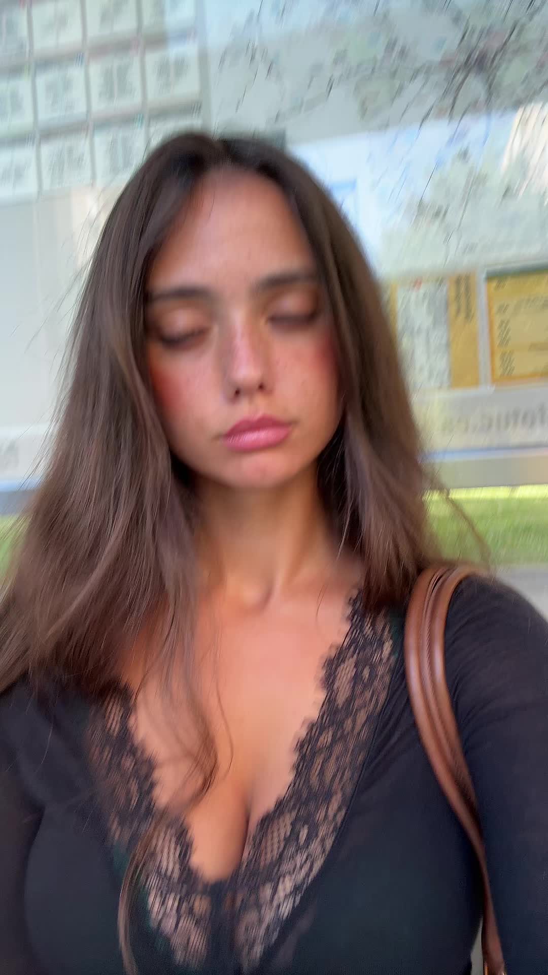 @saritta65331