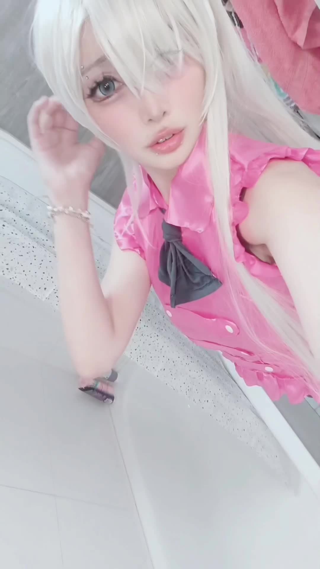 @Aky.cos