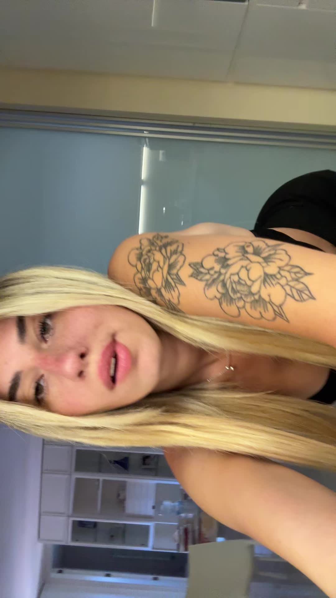 @alessandra