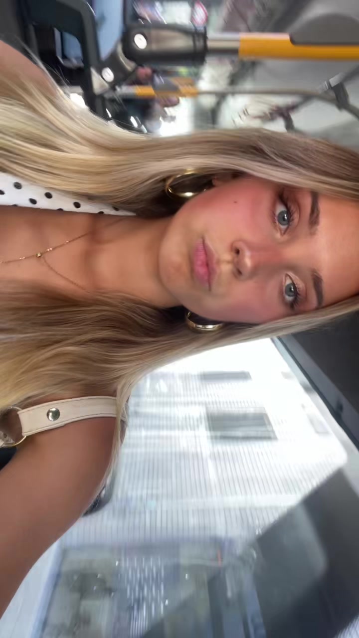 @coralie