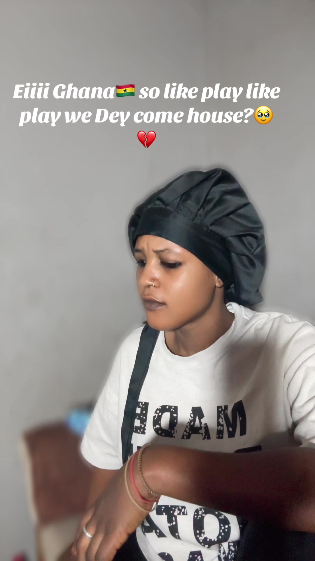 @𝓝𝓸 𝓸𝓷𝓮 𝓬𝓪𝓻𝓮𝓼😩