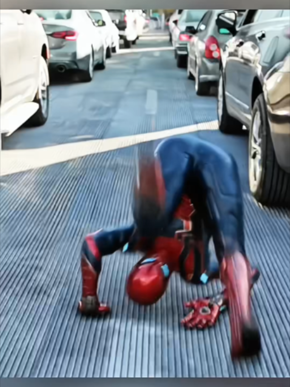 @CinePeeks