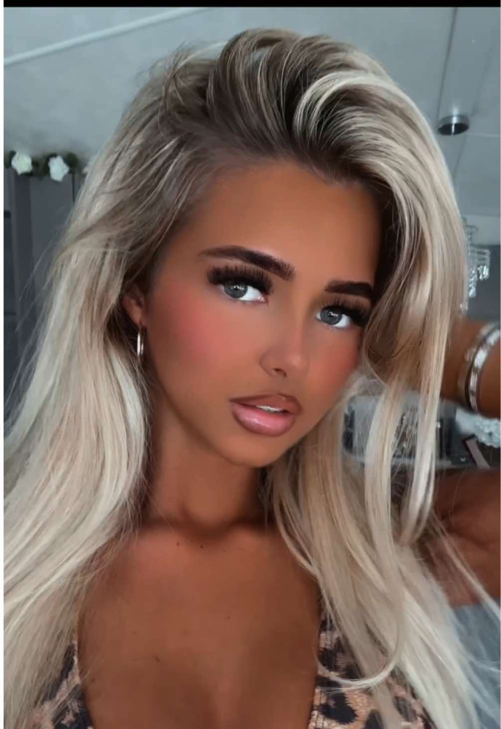 @Scarlett - Quinn