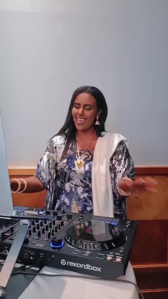 @Dj Fadumo