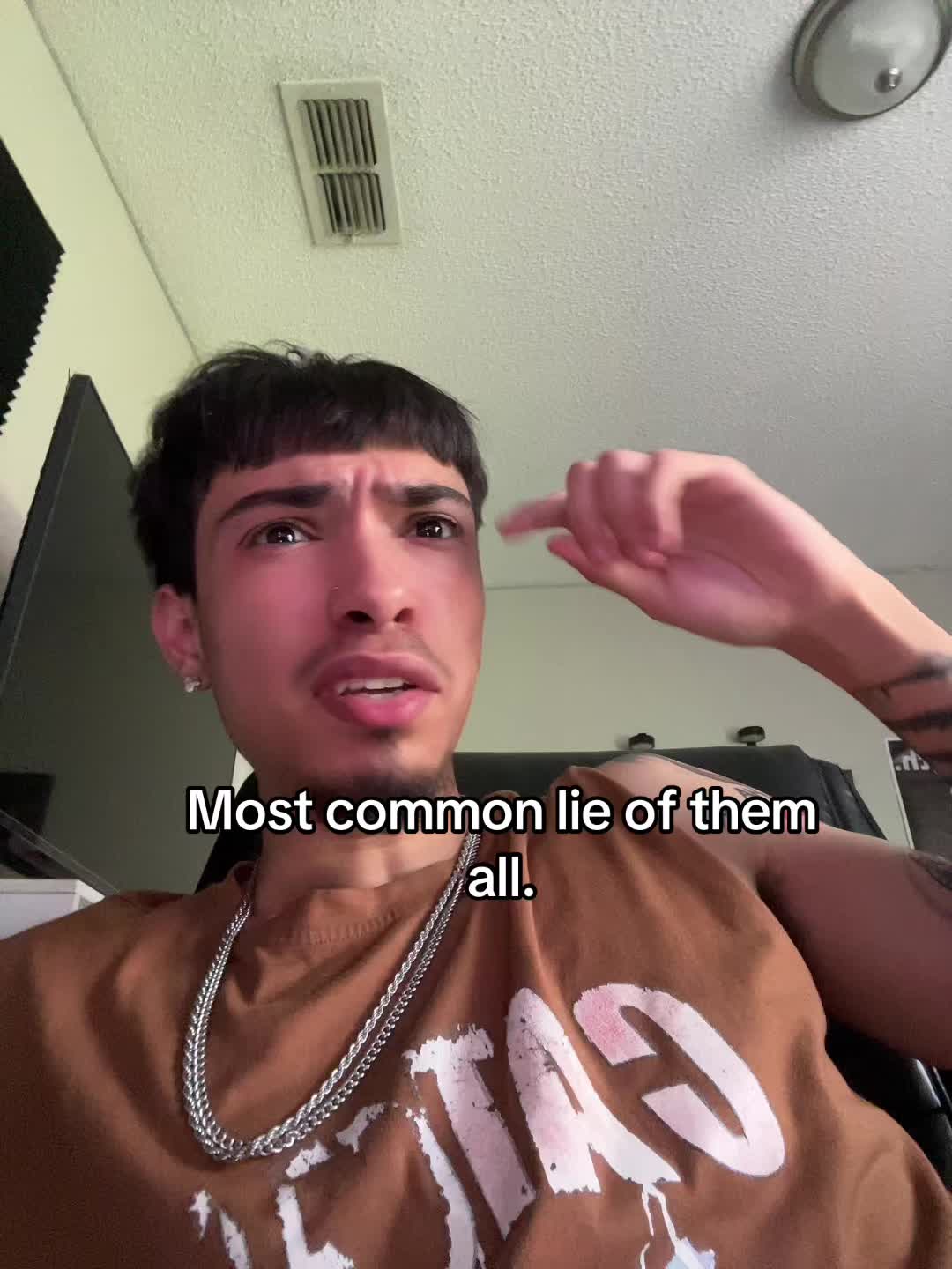 @￼