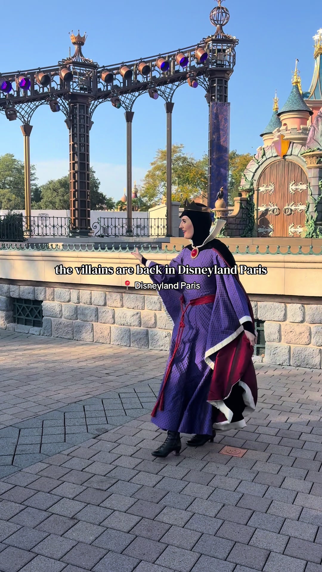 @Em & Step | Travel & Disney ✈️