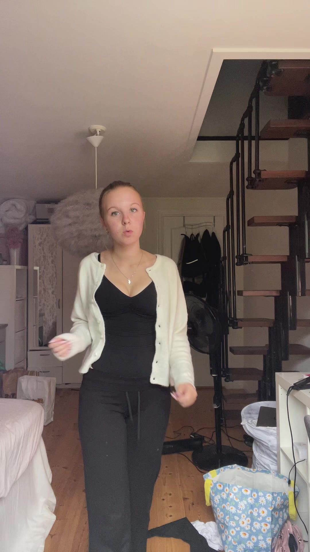 @Louise