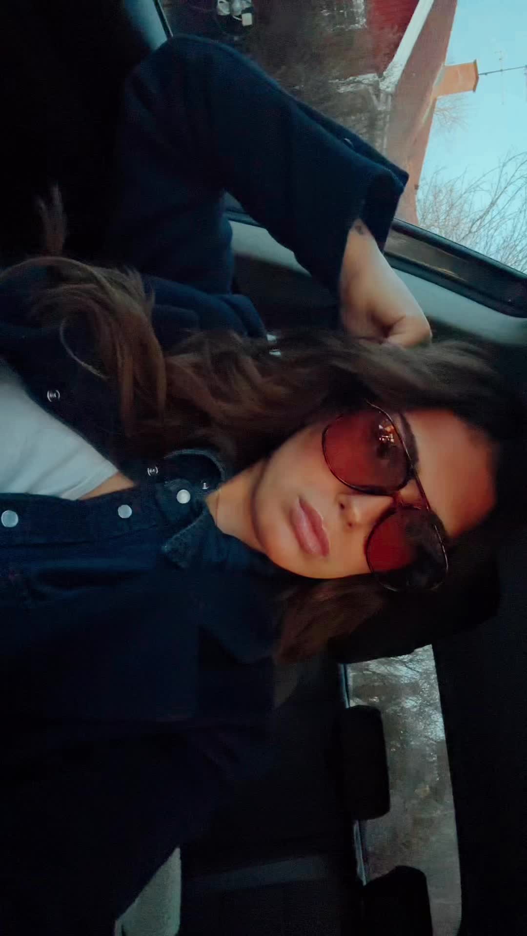 @ellaayyad 🥂