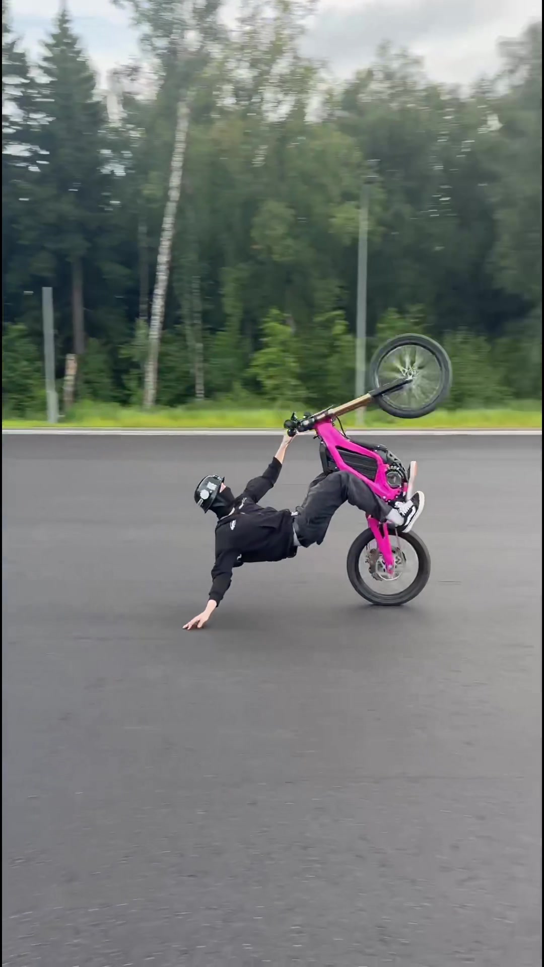 @тгк: E-bikes plugg