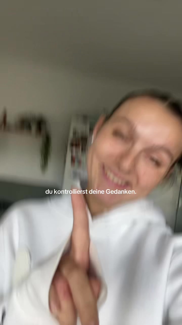 @melina valerie