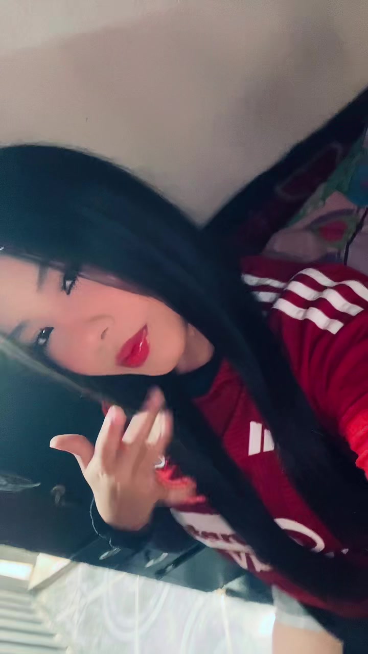 @Ximena 🦋