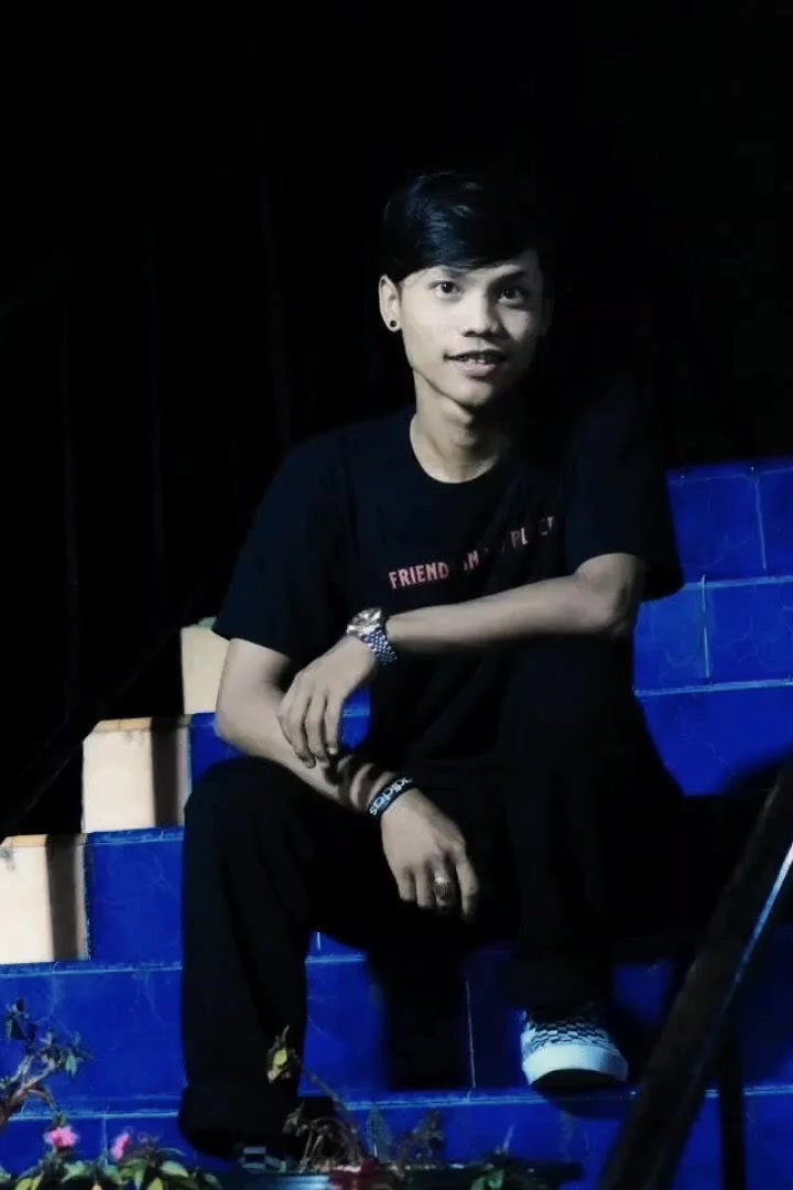@Awann