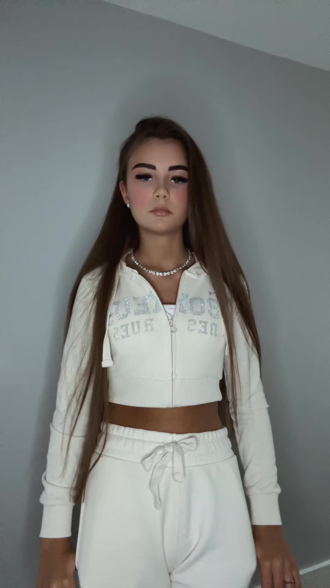 @aliciaflynn12