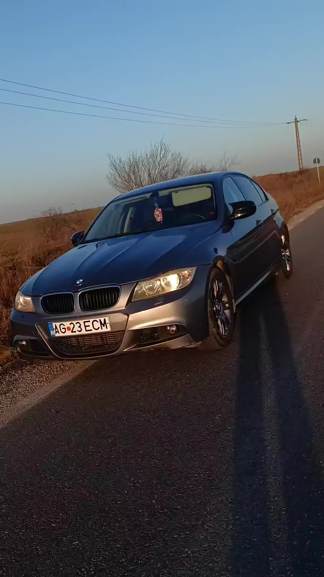 @(Frații Coman)