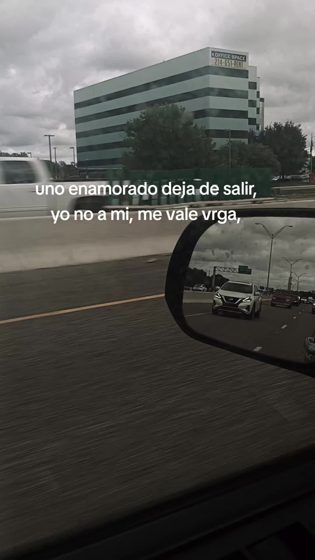@carlita_1🍷🕷️