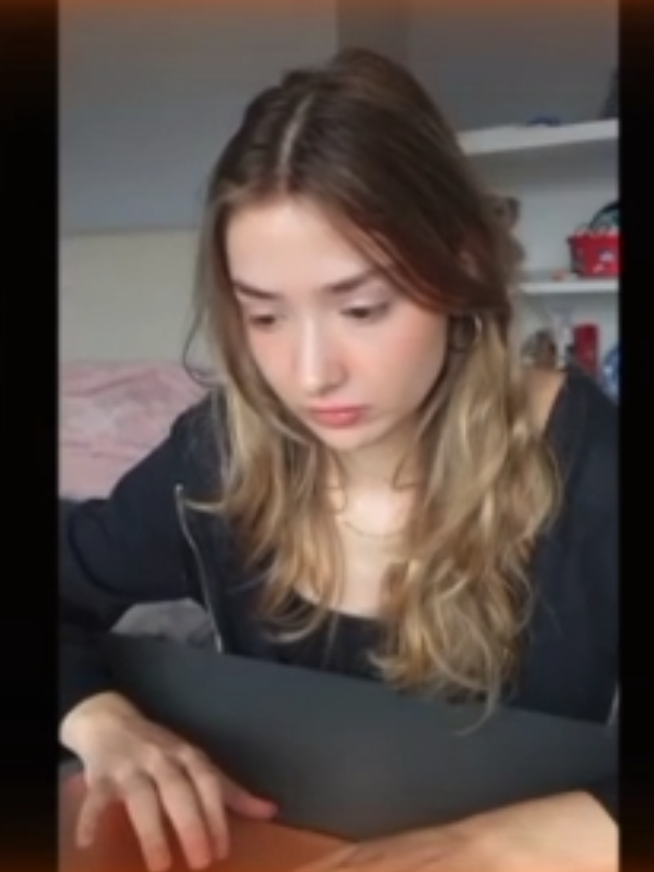 @Zeliha Akpinar Fanpage