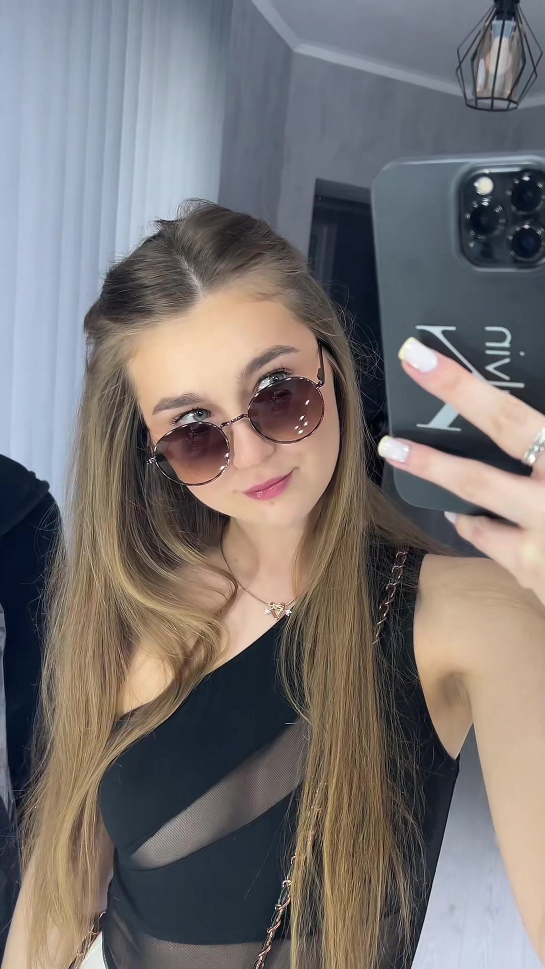 @Lerocheek