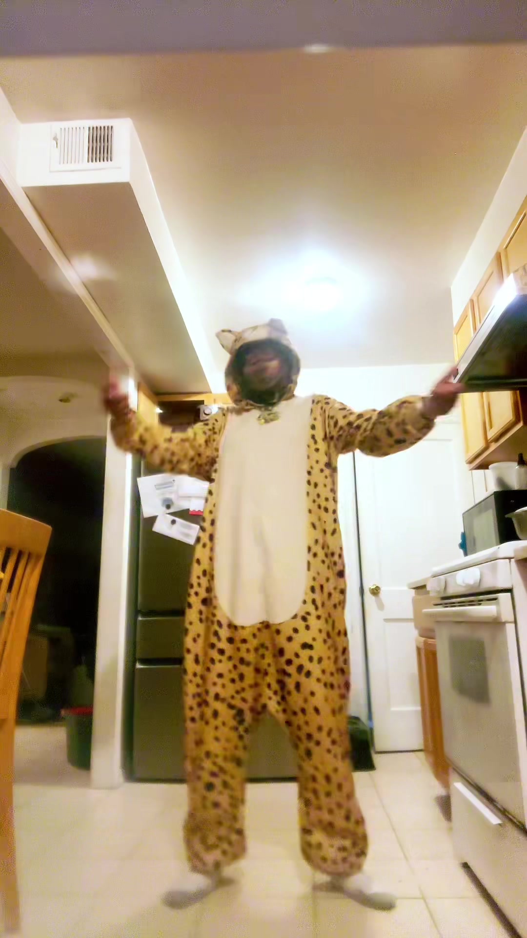 @Cheetahboy615_YT purrs 🐆🐆🐯