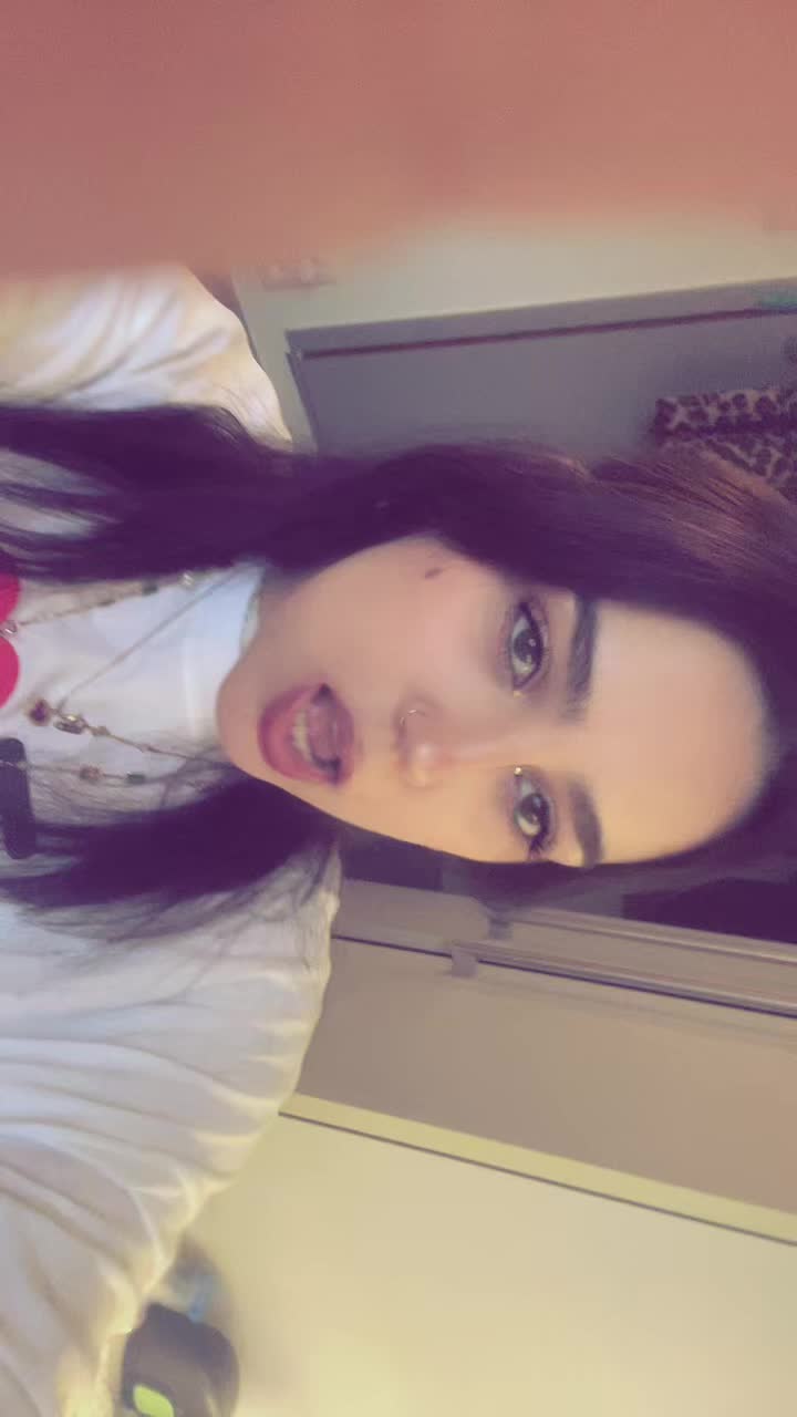 @steellaarosio