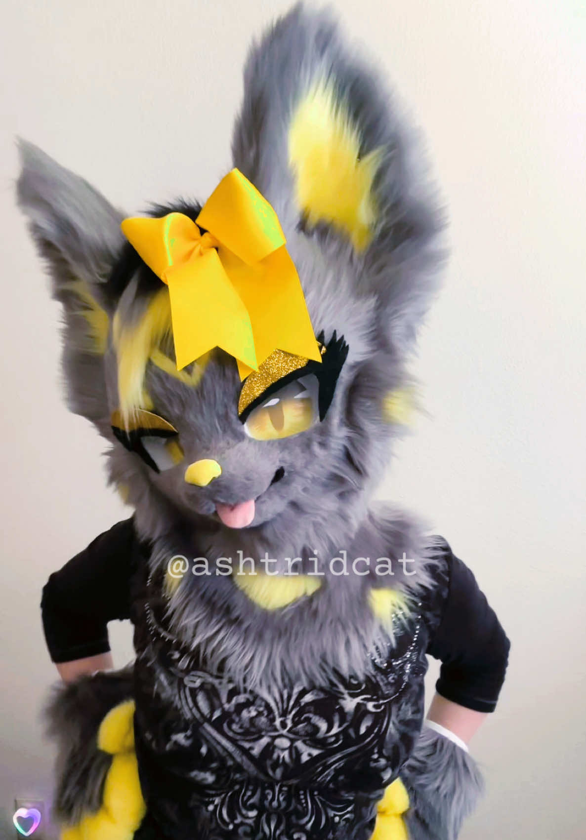 @AshtridCat